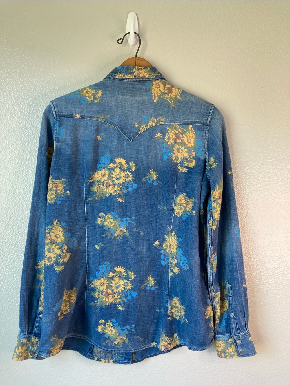 Overland Floral Denim Long Sleeve Snap Front Western Shirt Boho Prairie sz M - Picture 3 of 9
